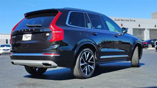2021 Volvo XC90 Recharge Plug-In Hybrid T8 Inscription Expression 7 Passenger
