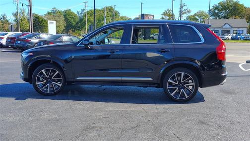 2021 Volvo XC90 Recharge Plug-In Hybrid T8 Inscription Expression 7 Passenger