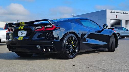 2023 Chevrolet Corvette Stingray w/2LT