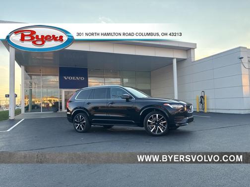 2022 Volvo XC90 T6 Momentum