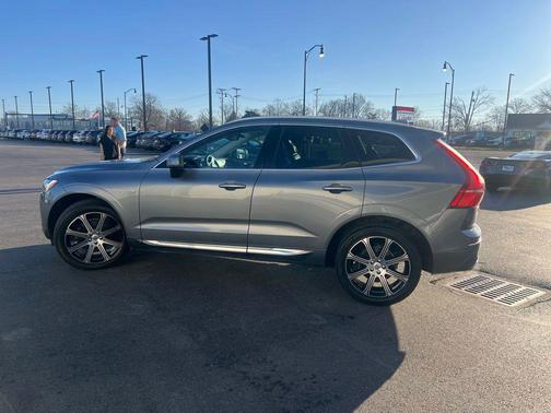 2021 Volvo XC60 T5 Inscription