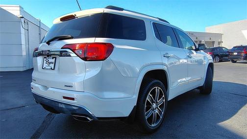 2017 GMC Acadia Denali