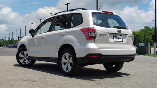 2015 Subaru Forester 2.5i
