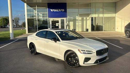 Crystal White Pearl 2024 Volvo S60 B5 Plus Black Edition