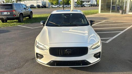 Crystal White Pearl 2024 Volvo S60 B5 Plus Black Edition