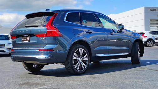 2023 Volvo XC60 B5 Plus Bright Theme