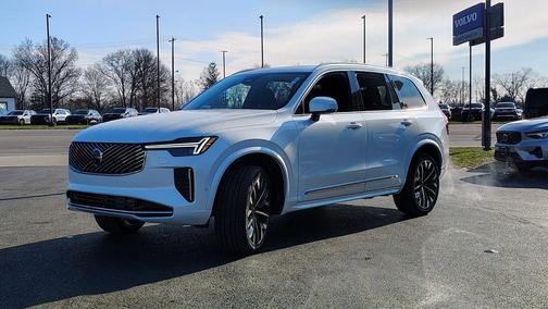 2026 Volvo XC90 B6 Plus 6-Seater