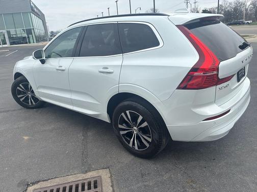 2023 Volvo XC60 B5 Core