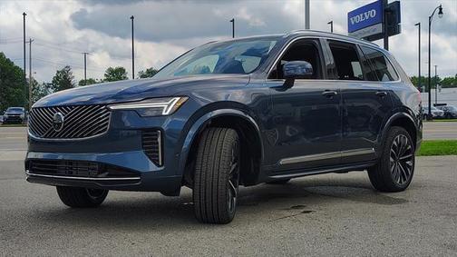 2026 Volvo XC90 Plug-In Hybrid T8 Plus