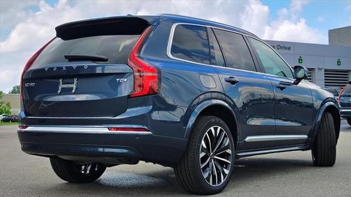 2026 Volvo XC90 Plug-In Hybrid T8 Plus
