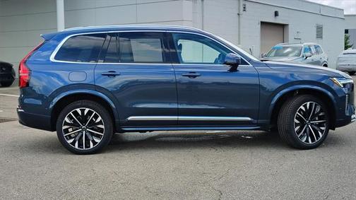 2026 Volvo XC90 Plug-In Hybrid T8 Plus