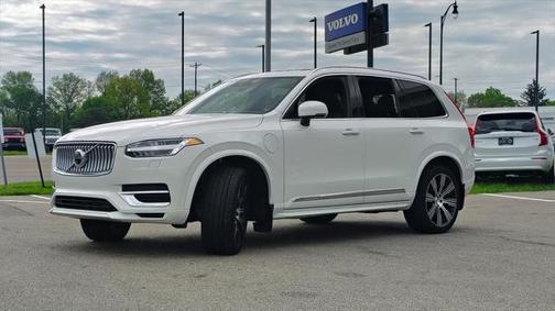 2022 Volvo XC90 Recharge Plug-In Hybrid T8 Inscription 6 Passenger