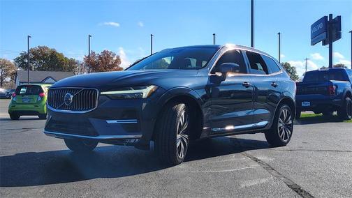 2023 Volvo XC60 B5 Plus Bright Theme