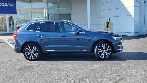 2023 Volvo XC60 B5 Plus Bright Theme