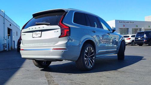 2026 Volvo XC90 B6 Plus 7-Seater