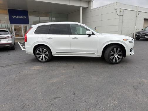 2024 Volvo XC90 Recharge Plug-In Hybrid T8 Plus 6 Passenger