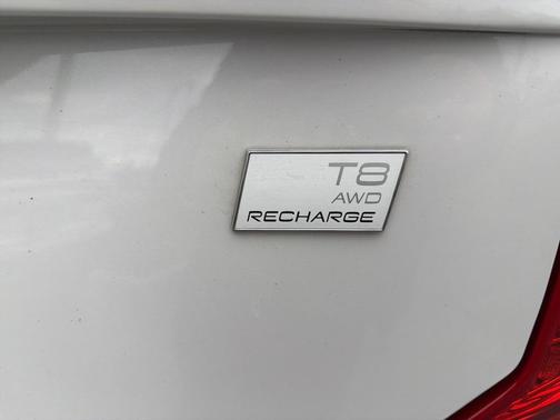 2024 Volvo XC90 Recharge Plug-In Hybrid T8 Plus 6 Passenger