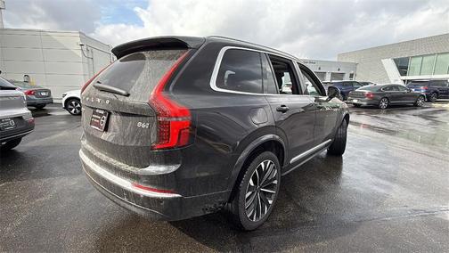 2025 Volvo XC90 B6 Plus 7-Seater