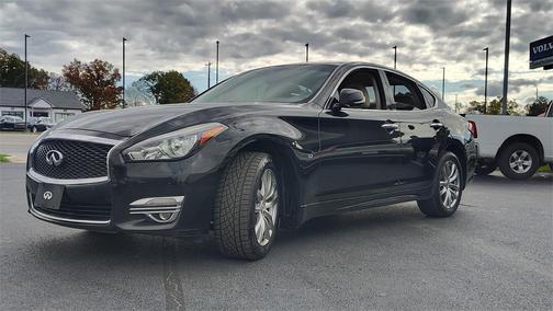 2015 INFINITI Q70 3.7X