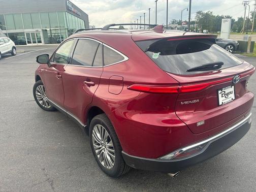 Ruby Flare Pearl 2021 Toyota Venza XLE