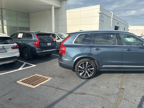 2023 Volvo XC90 B6 Plus 7-Seater