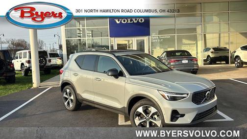 2026 Volvo XC40 B5 Plus