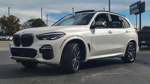 2021 BMW X5 M50i