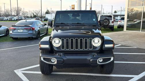 Black Clearcoat 2025 Jeep Wrangler 4xe Sahara