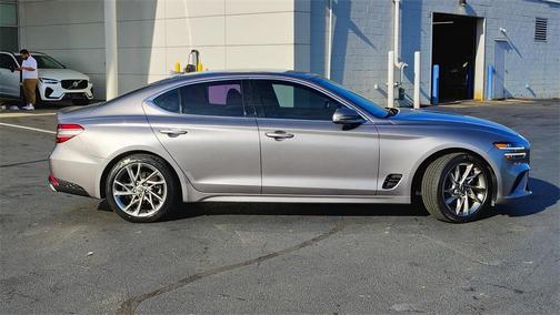2022 Genesis G70 2.0T