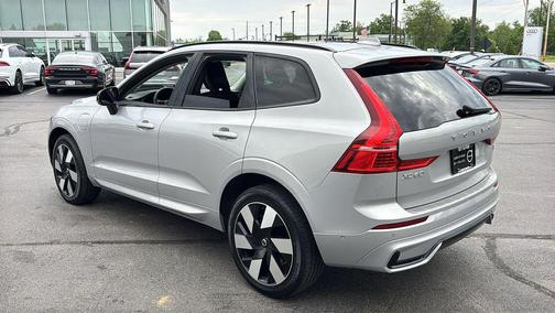 Silver Dawn Metallic 2024 Volvo XC60 Recharge Plug-In Hybrid T8 Plus Dark Theme