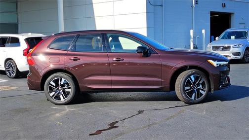 2026 Volvo XC60 B5 Plus