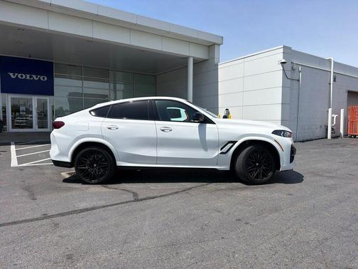 Alpine White 2025 BMW X6 M Base