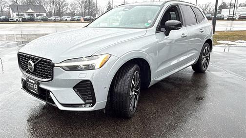 2025 Volvo XC60 B5 Plus