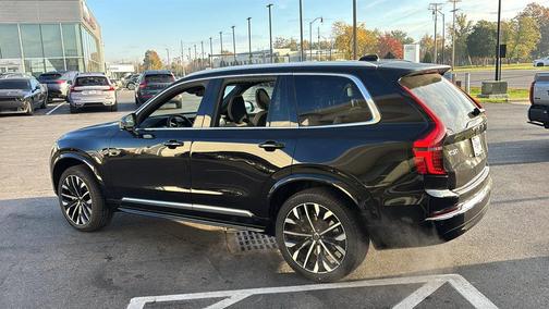 Col71700 2027 Volvo XC90 B6 Plus 7-Seater