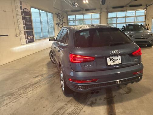 2017 Audi Q3 2.0T Prestige