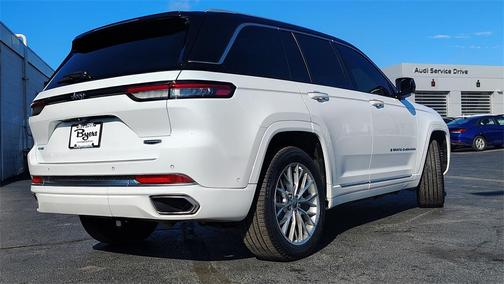 2022 Jeep Grand Cherokee 4xe Summit