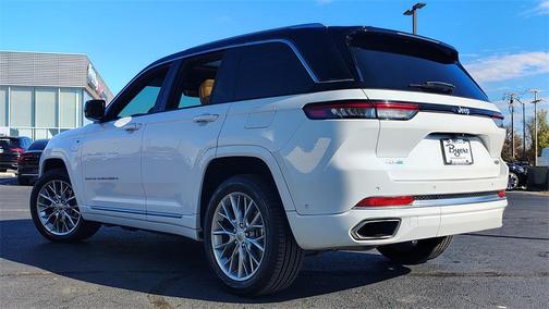 2022 Jeep Grand Cherokee 4xe Summit