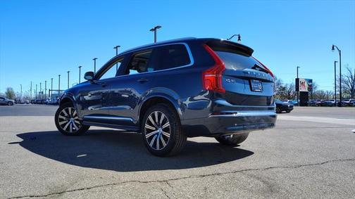 2024 Volvo XC90 B5 Plus