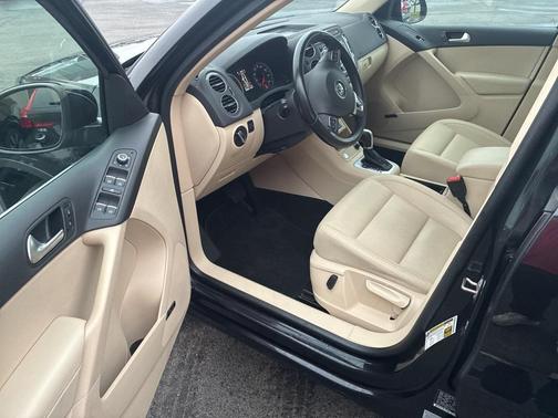 2015 Volkswagen Tiguan Auto SEL