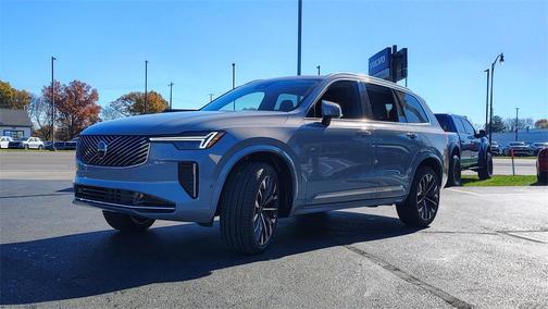 2026 Volvo XC90 B6 Plus 7-Seater