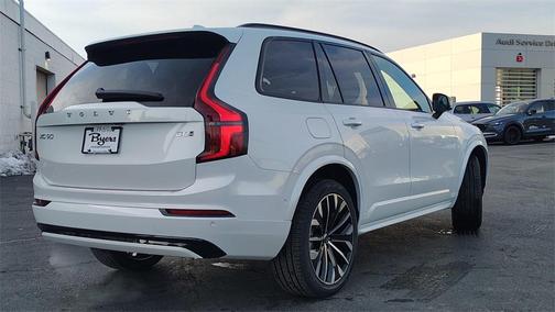 2026 Volvo XC90 B6 Ultra