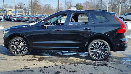 2026 Volvo XC60 B5 Ultra