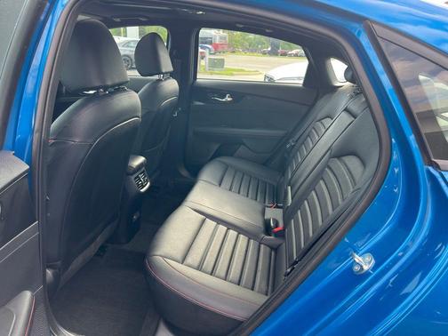 Sporty Blue 2023 Kia Forte GT