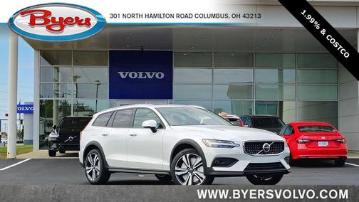 Crystal White Pearl 2026 Volvo V60 Cross Country B5 Plus