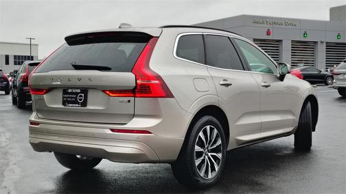 2023 Volvo XC60 B5 Core