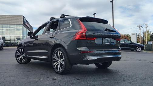 2022 Volvo XC60 B5 Inscription