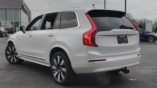 2024 Volvo XC90 Recharge Plug-In Hybrid T8 Plus Bright Theme 7 Passenger
