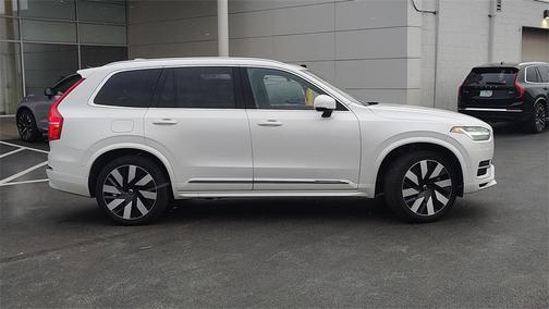 2024 Volvo XC90 Recharge Plug-In Hybrid T8 Plus Bright Theme 7 Passenger