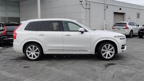 2019 Volvo XC90 T6 Inscription