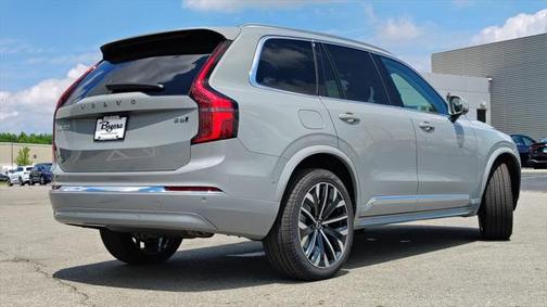 2026 Volvo XC90 B6 Plus 7-Seater